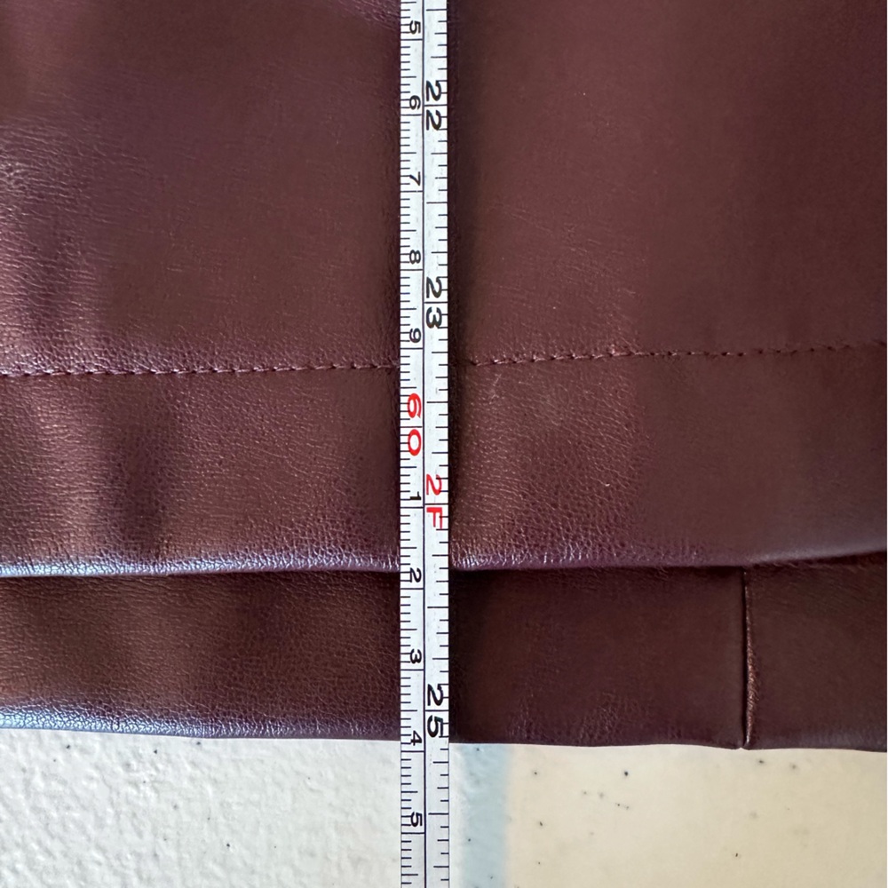 Women’s‎ Liz Claiborne 14W Burgundy Wine Faux Leather Skirt - Picture 11 of 11